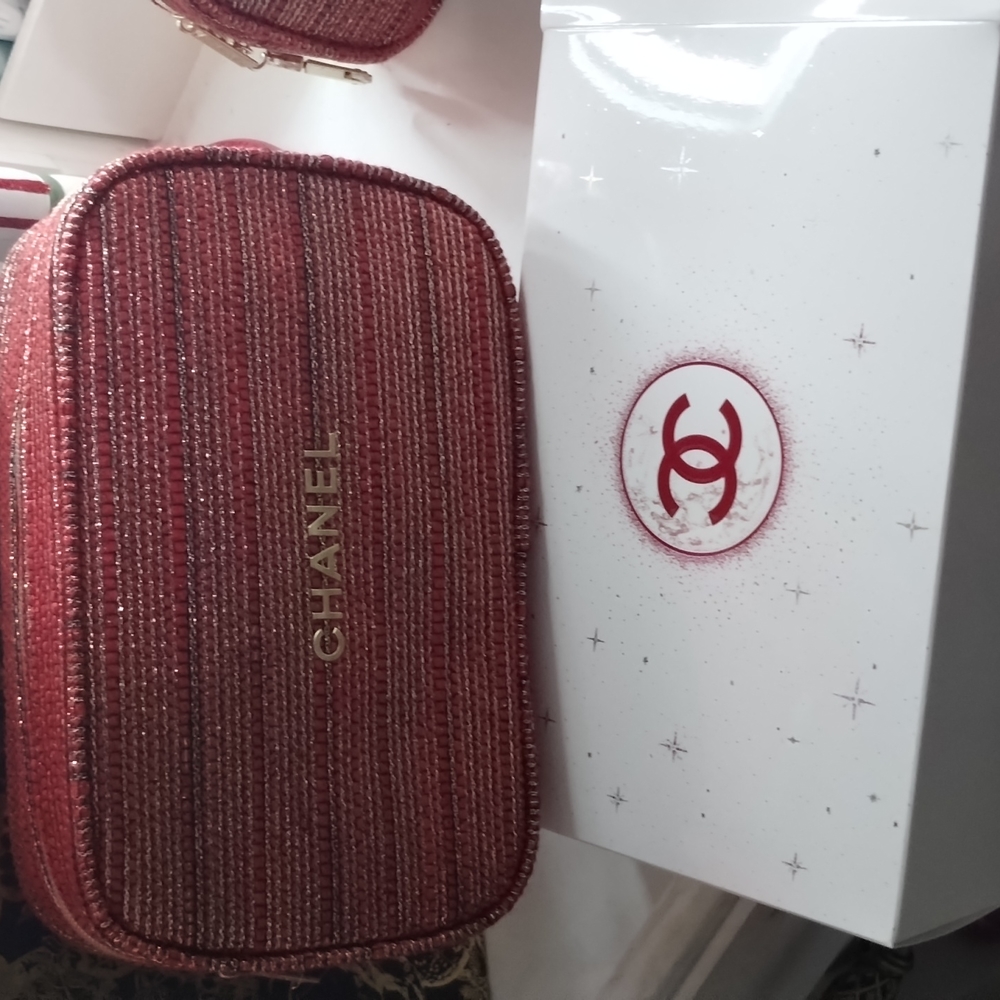 Chanel Holiday Collection set